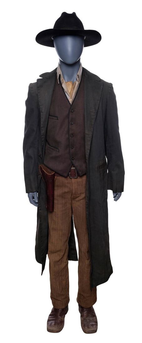 COWBOYS & ALIENS (2011) - Jake Lonergan's (Daniel Craig) Ensemble: COWBOYS & ALIENS (2011) - Jake Lonergan's (Daniel Craig) Ensemble - Jake Lonergan's (Daniel Craig) ensemble from Jon Favreau's Cowboys & Aliens. After he woke up in the desert of the New Mexico Territ