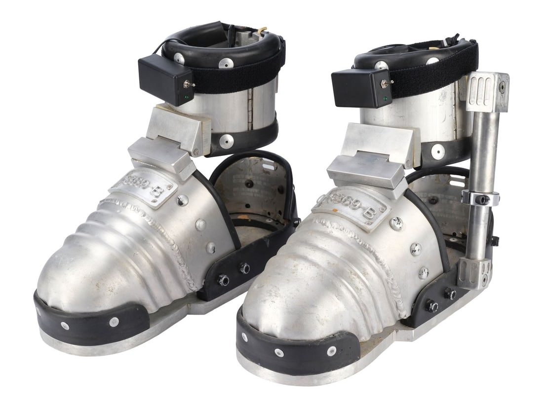 FACE/OFF (1997) - Castor Troy's (Nicolas Cage) Magnetic Erewhon Prisoner Boots: FACE/OFF (1997) - Castor Troy's (Nicolas Cage) Magnetic Erewhon Prisoner Boots - Castor Troy's (Nicolas Cage) magnetic Erewhon prisoner boots from John Woo's Face/Off. In the guise of terrorist Troy,