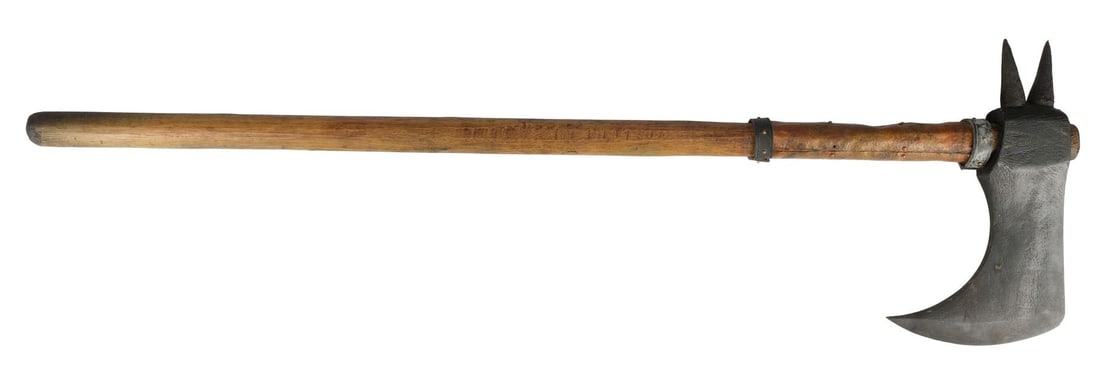 GLADIATOR (2000) - Gladiator Ax: GLADIATOR (2000) - Gladiator Ax - A gladiator ax from Ridley Scott's Gladiator. An armored gladiator used a large ax to slay Maximus Decimus Meridius' (Russell Crowe) fellow fighters during Maximus'