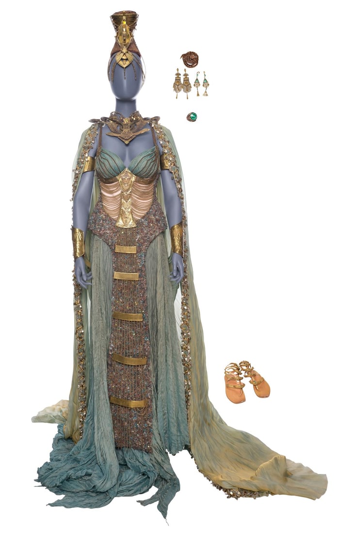 GODS OF EGYPT (2016) - Nephthys' (Emma Booth) Coronation Dress (1 of 15)