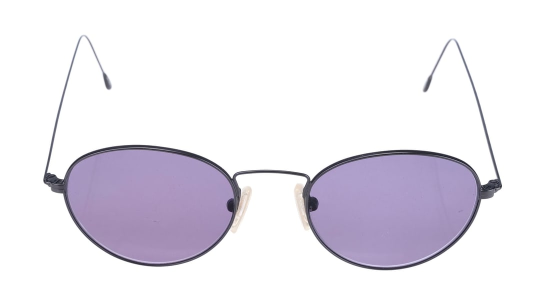 GONE IN 60 SECONDS (2000) - Mike Papac Collection: Randall "Memphis" Raines' (Nicolas Cage): GONE IN 60 SECONDS (2000) - Mike Papac Collection: Randall "Memphis" Raines' (Nicolas Cage) Sunglasses - Randall "Memphis" Raines' (Nicolas Cage) sunglasses from Dominic Sena's Gone in 60 Seconds.