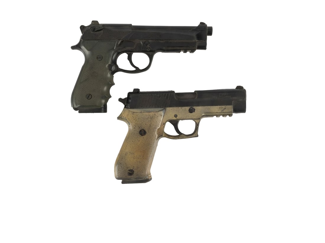 GOOD DAY TO DIE HARD (2013) - Mike Papac Collection: John McClane's (Bruce Willis) Stunt SIG-Sauer: GOOD DAY TO DIE HARD (2013) - Mike Papac Collection: John McClane's (Bruce Willis) Stunt SIG-Sauer P220 Combat and Jack McClane's (Jai Courtney) Stunt Beretta 92FS - John McClane's (Bruce Willis)