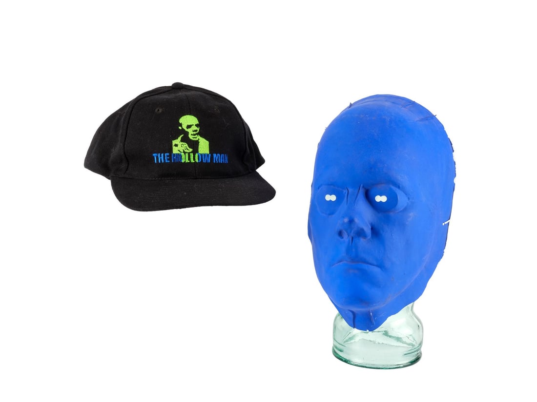HOLLOW MAN (2000) - Sebastian Caine (Kevin Bacon) Bluescreen Mask with Crew Hat: HOLLOW MAN (2000) - Sebastian Caine (Kevin Bacon) Bluescreen Mask with Crew Hat - Sebastian Caine's (Kevin Bacon) bluescreen mask with crew hat from Paul Verhoeven's Hollow Man. Narcissistic