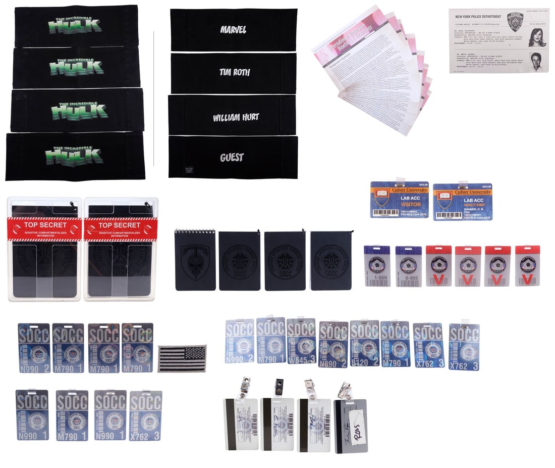 THE INCREDIBLE HULK (2008) - Collection of ID Badges with Security Plans, " Wanted" Paper and: THE INCREDIBLE HULK (2008) - Collection of ID Badges with Security Plans, " Wanted" Paper and Chairbacks - A collection of ID badges with security plans, "Wanted" paper and chairbacks from Louis Leter