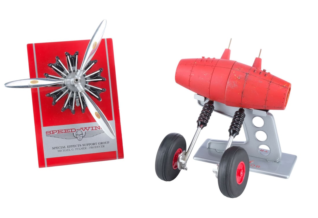 INDIANA JONES AND THE TEMPLE OF DOOM (1984) - Spinning "Speed-Wings" Propeller Crew Gift with Model (1 of 12)