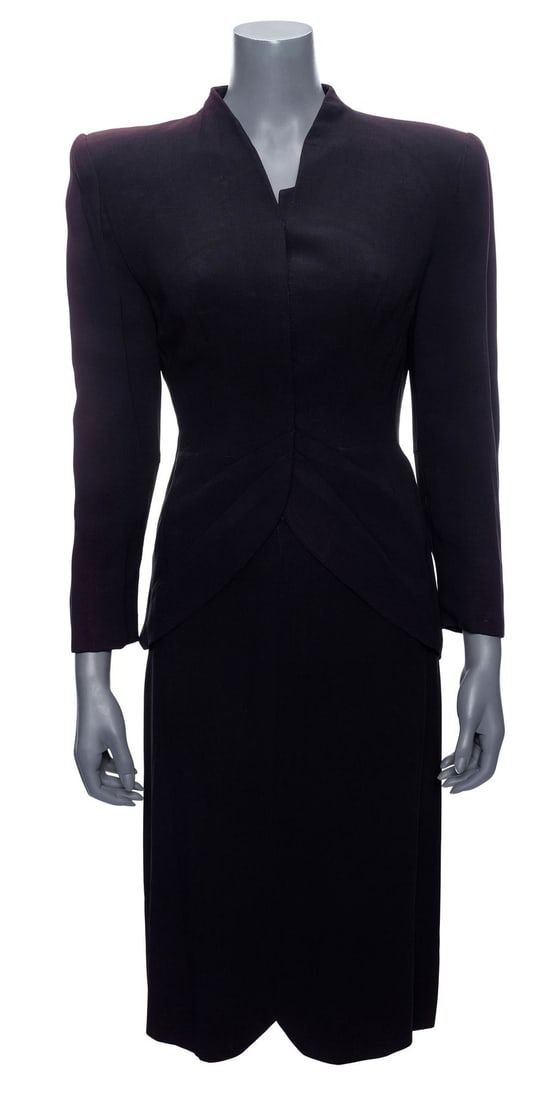 MY FAVORITE BRUNETTE (1947) - Carlotta Montay's (Dorothy Lamour) Skirt Suit Ensemble (1 of 7)