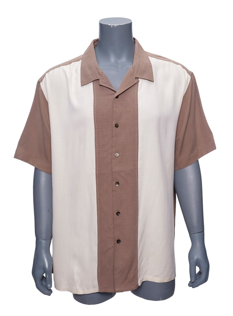 THE SOPRANOS (T.V. SERIES, 1999-2007) - Tony Soprano's (James Gandolfini) Shirt: THE SOPRANOS (T.V. SERIES, 1999-2007) - Tony Soprano's (James Gandolfini) Shirt - Tony Soprano's (James Gandolfini) shirt from the series The Sopranos. In the Season 5 Episode "Irregular Around the Ma