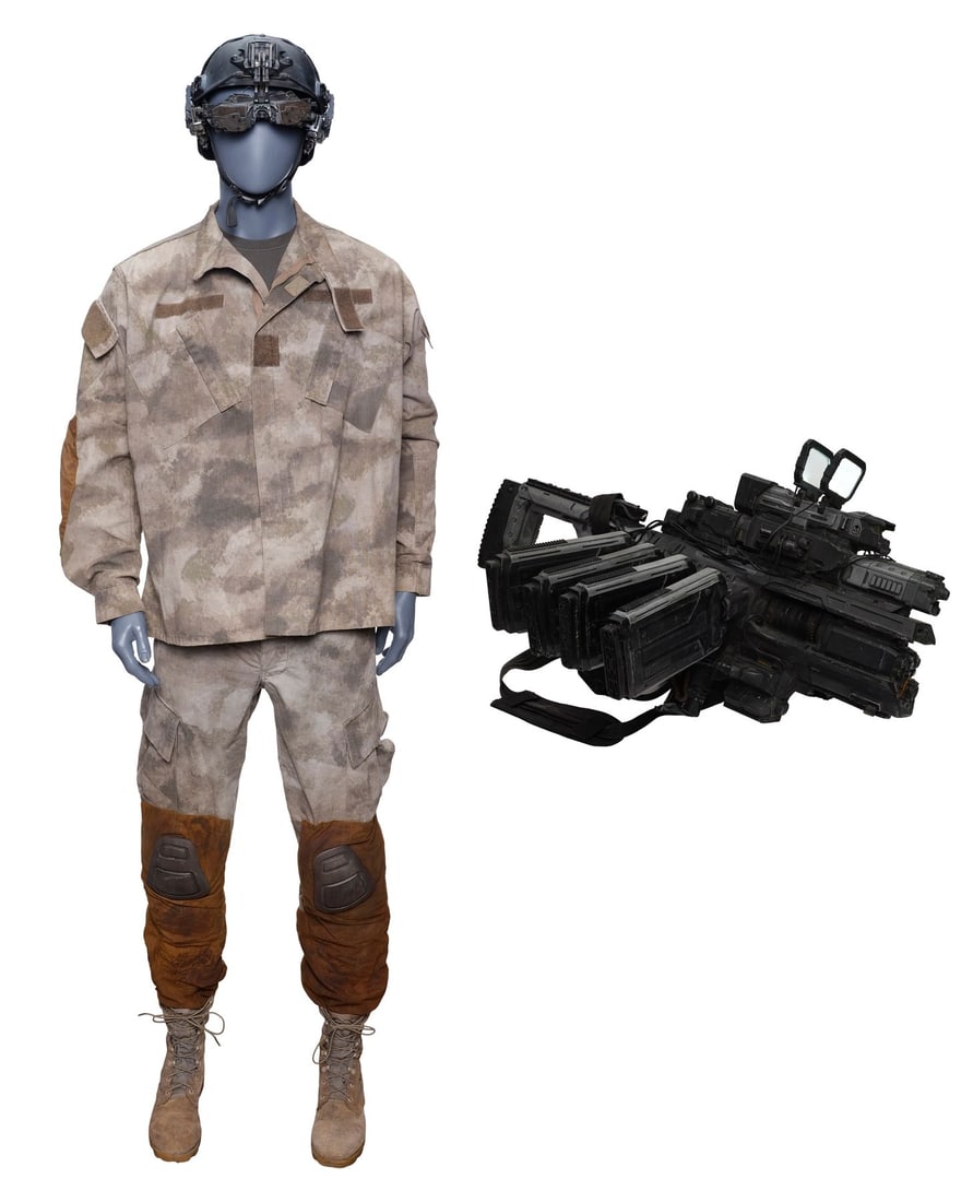 SPECTRAL (2016) - DARPA Military Helmet with Hyperspectral Goggles, Fatigues, and Light-Up Plasma (1 of 18)