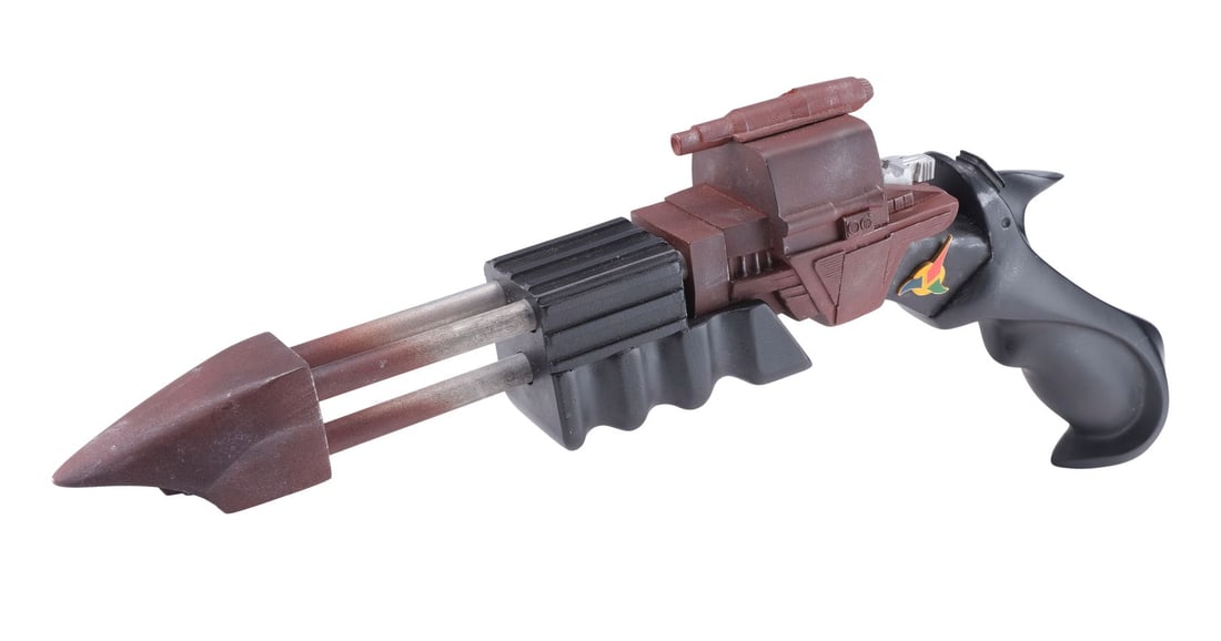 STAR TREK FRANCHISE (1966-PRESENT) - ICONS Klingon Pump-Action Disruptor Replica: STAR TREK FRANCHISE (1966-PRESENT) - ICONS Klingon Pump-Action Disruptor Replica - One ICONS Klingon pump-action disruptor replica from the Star Trek Franchise, specifically Star Trek VI: The Undiscov