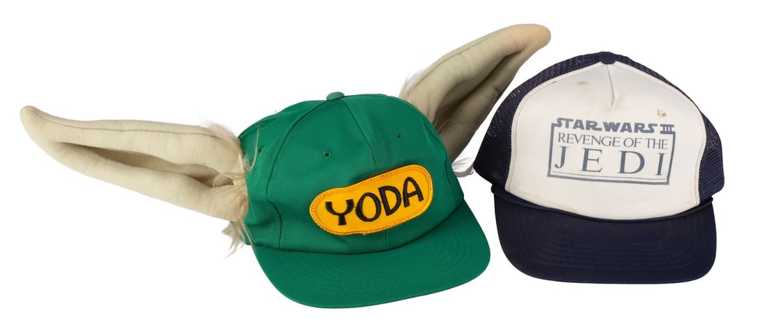STAR WARS: RETURN OF THE JEDI (1983) - Pair of Crew Hats: STAR WARS: RETURN OF THE JEDI (1983) - Pair of Crew Hats - Two crew hats from the production of Richard Marquand's Star Wars: Return of the Jedi. After choosing "Return of the Jedi" as the third film'