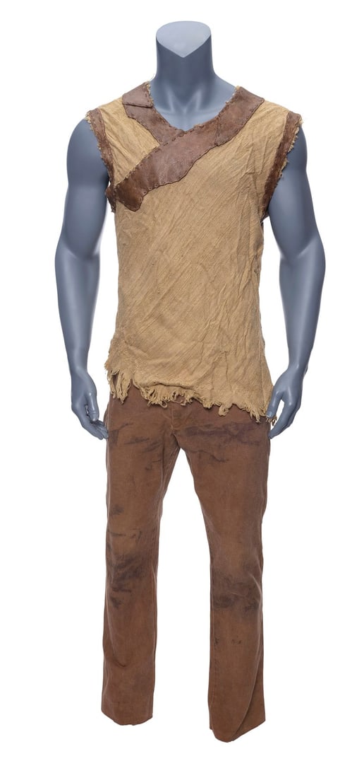 STARGATE: ATLANTIS (T.V. SERIES, 2004-2009) - Ronan Dex's (Jason Momoa) Ensemble (1 of 6)