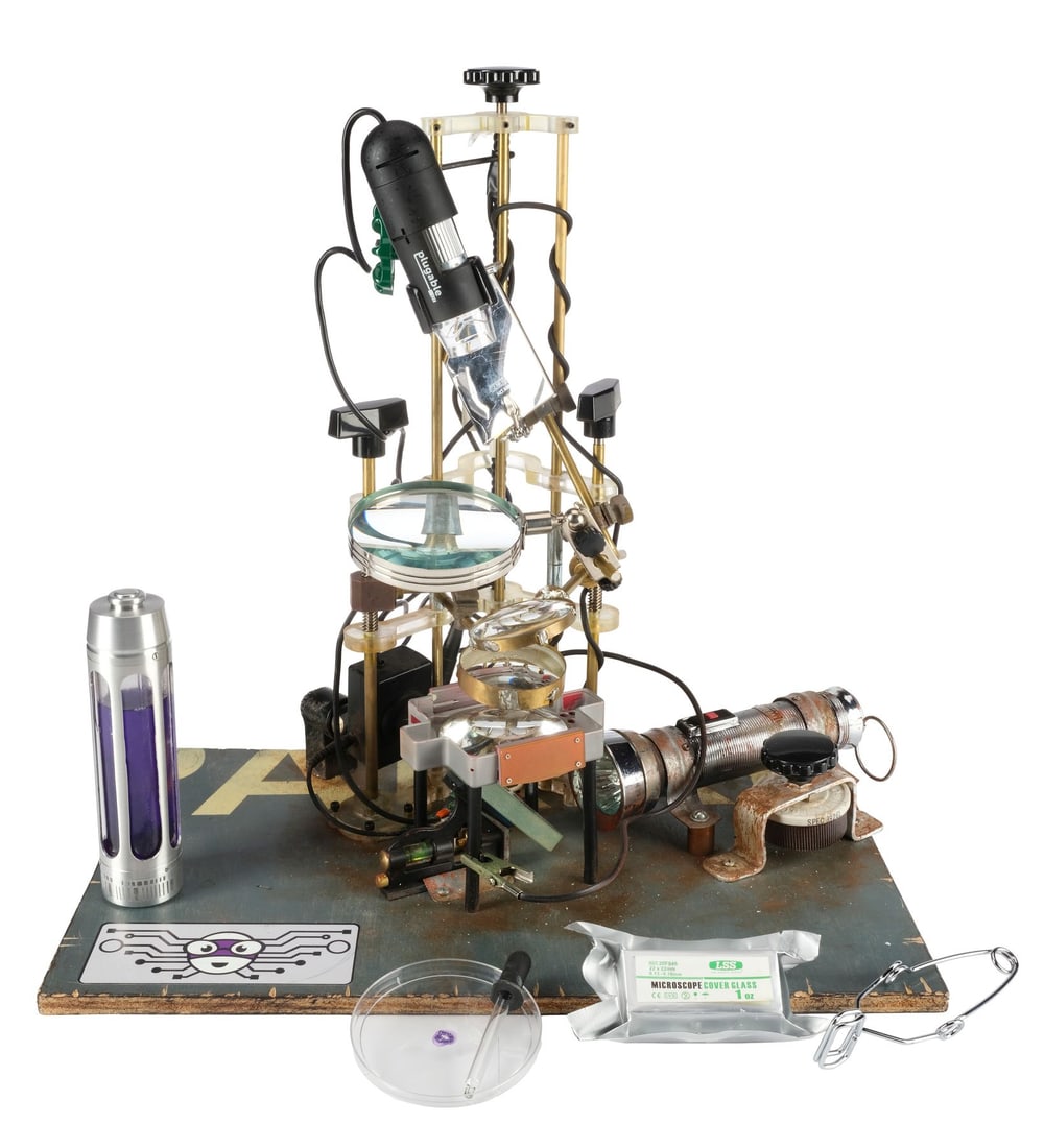 TEENAGE MUTANT NINJA TURTLES: OUT OF THE SHADOWS (2016) - Donatello's Ooze Analyzer with Mutagen (1 of 5)