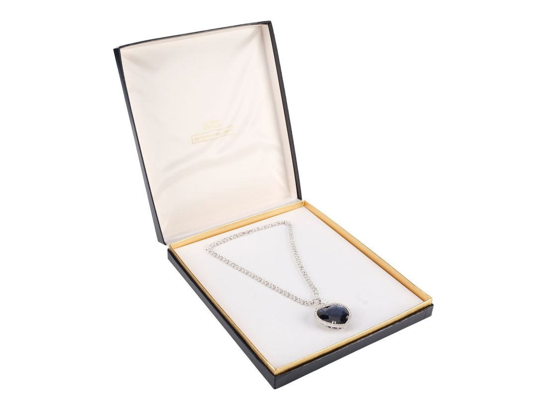 TITANIC (1997) - J. Peterman "Heart of the Ocean" Necklace Replica: TITANIC (1997) - J. Peterman "Heart of the Ocean" Necklace Replica - A replica of the "Heart of the Ocean" necklace from James Cameron's Titanic, created by the J. Peterman Company. J. Peterman sold a