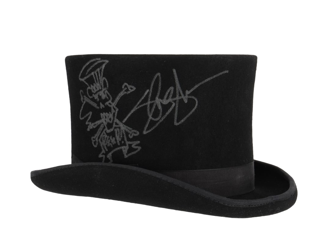SLASH - Slash-Autographed and Illustrated Top Hat (1 of 4)