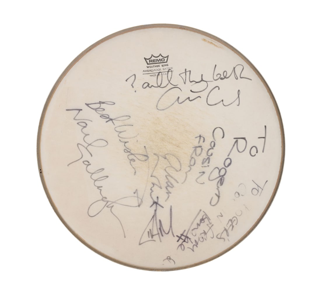 OASIS - Noel Gallagher, Liam Gallagher, Paul "Bonehead" Arthurs, Paul "Guigsy" McGuigan, and Alan (1 of 4)