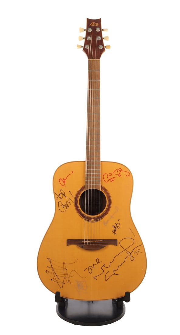 OASIS - Noel Gallagher, Liam Gallagher, Paul "Bonehead" Arthurs, Gem Archer, Andy Bell and Others (1 of 4)