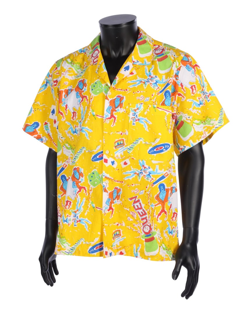 QUEEN - The Peter Hince Collection: Peter Hince's Magic Tour Hawaiian Shirt, T-Shirt and Programme (1 of 4)