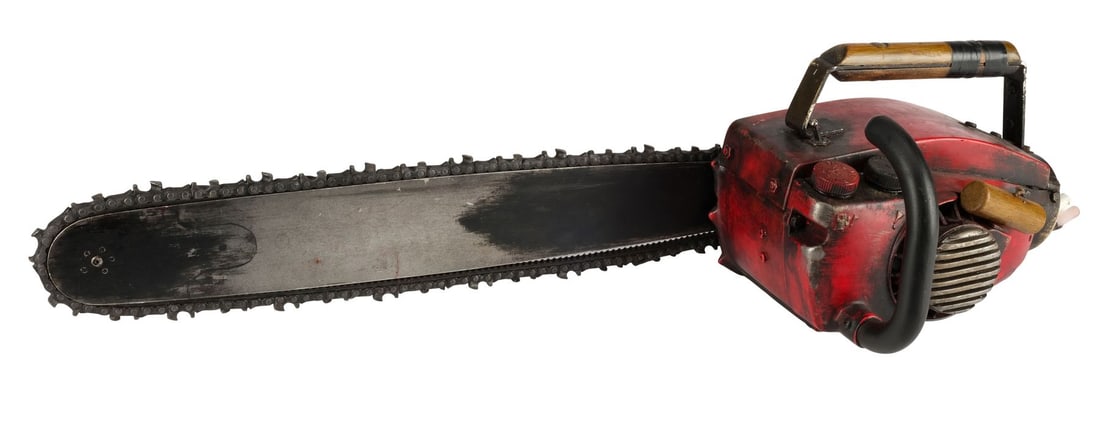 17. ASH VS EVIL DEAD (T.V. SERIES, 2015-2018) - Ash Williams' (Bruce Campbell) SFX "Blood Spraying": B