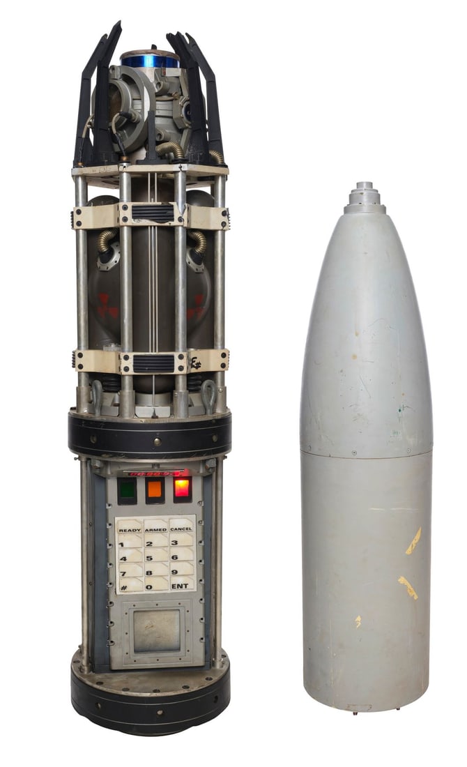 58. BROKEN ARROW (1996) - Planet Hollywood Collection: Light-Up B83 Nuclear Bomb and Bomb Casing: B