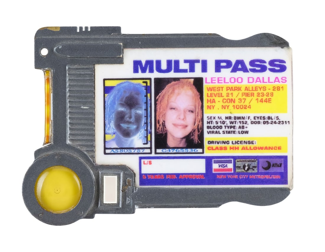 107. THE FIFTH ELEMENT (1997) - Leeloo's (Milla Jovovich) Screen-Matched Light-Up Multi Pass: B