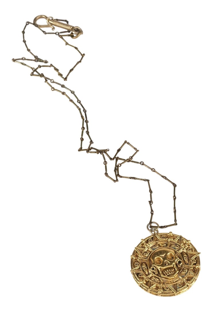 271. PIRATES OF THE CARIBBEAN: THE CURSE OF THE BLACK PEARL (2003) - Cursed Aztec Medallion Necklace: B