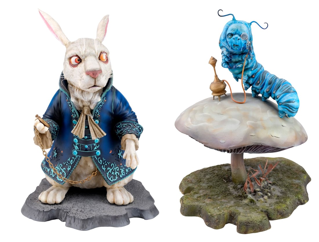 444. ALICE IN WONDERLAND (2010) - Nivens McTwisp the White Rabbit (Michael Sheen) and Absolem the: B