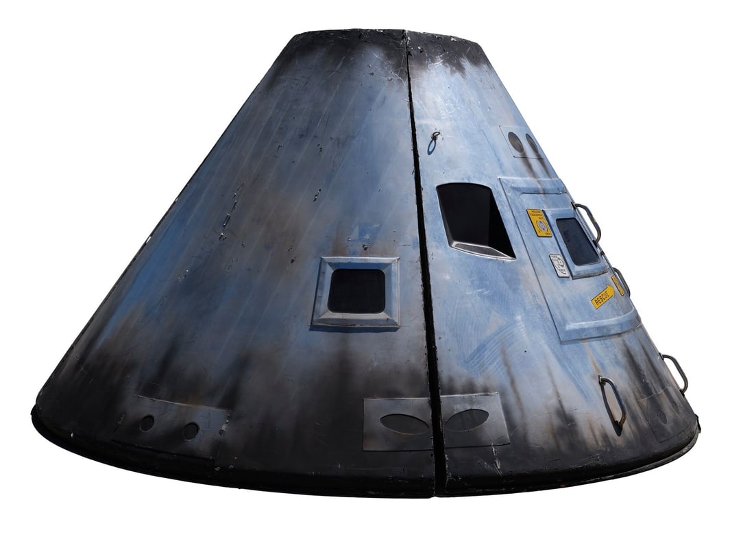467. APOLLO 13 (1995) - Planet Hollywood Collection: 1:4-Scale Command Module Replica from Original: B