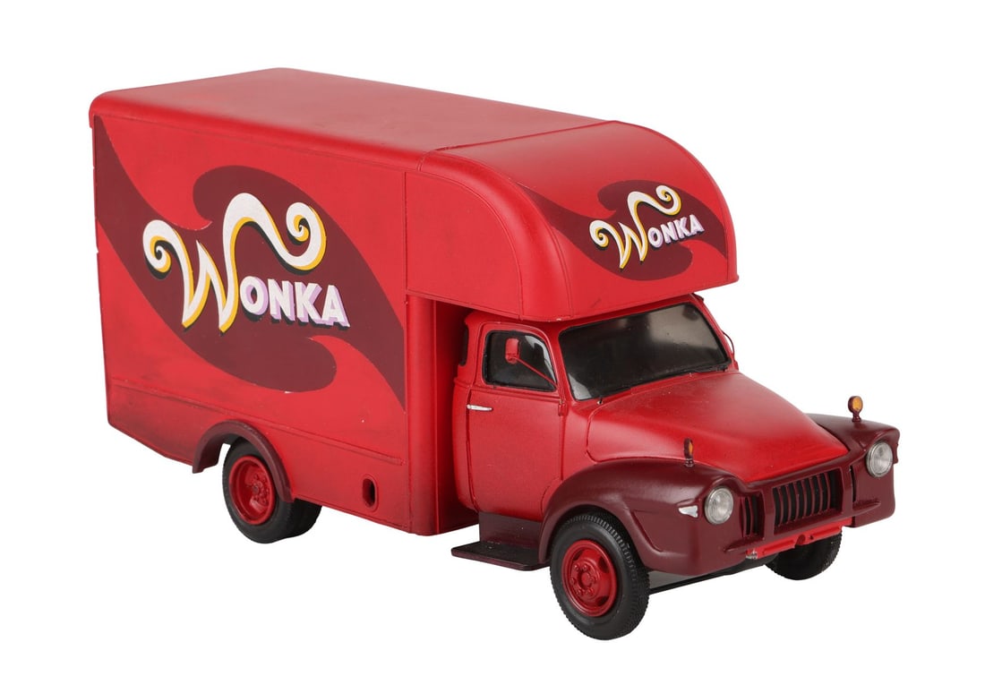 577. CHARLIE AND THE CHOCOLATE FACTORY (2005) - Model Miniature Wonka Truck: B