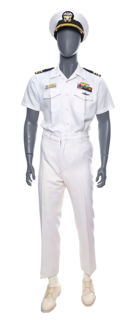 598. CRIMSON TIDE (1995) - Lieutenant Commander Ron Hunter's (Denzel Washington) Service Dress White: Bidding for this lot will end on Thursday, August 27th. The auction will begin at 9:30 AM (PDT) / 12:30 PM (EDT) / 5:30 PM (GMT) and lots are sold sequentially via live auctioneer; tune in to the