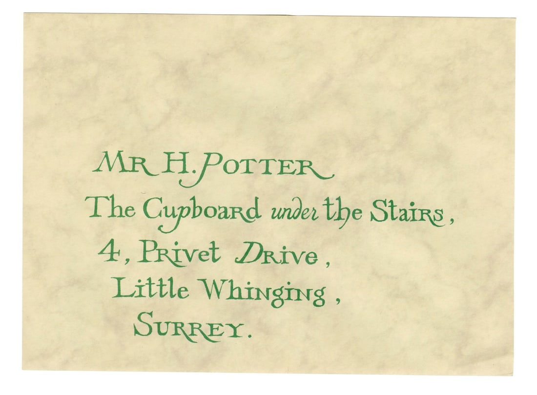 826. HARRY POTTER AND THE SORCERER'S STONE (2001) - Harry Potter's (Daniel Radcliffe) Hogwarts: B