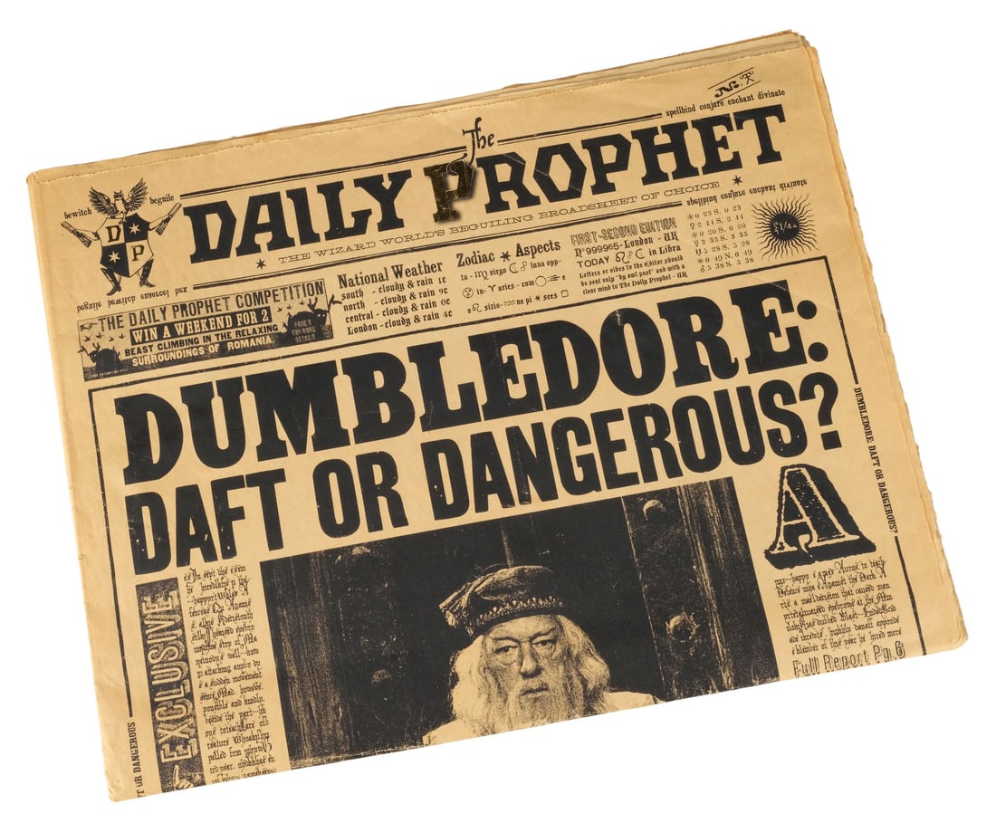 837. HARRY POTTER AND THE ORDER OF THE PHOENIX (2007) - "Dumbledore: Daft or Dangerous?" Daily: B