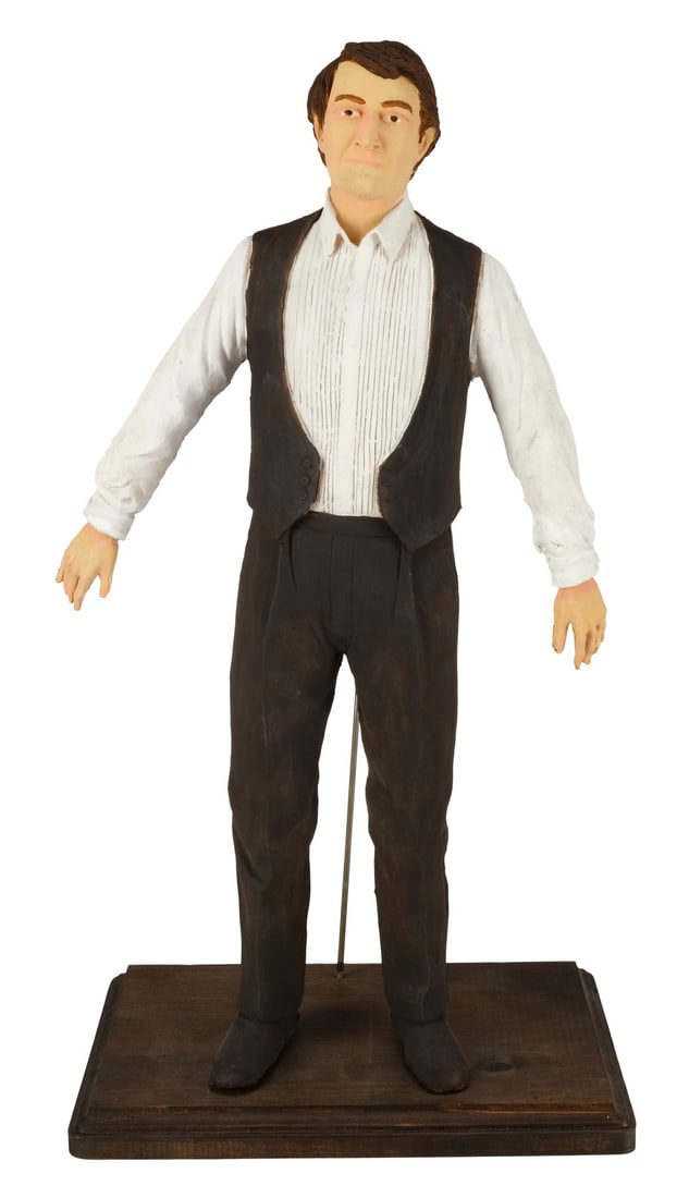 854. HOOK (1991) - Peter Banning's (Robin Williams) Flying Pan Stand-In Puppet: B