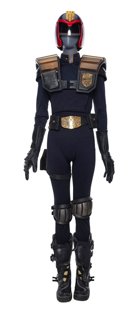 907. JUDGE DREDD (1995) - Female Street Judge Costume: B