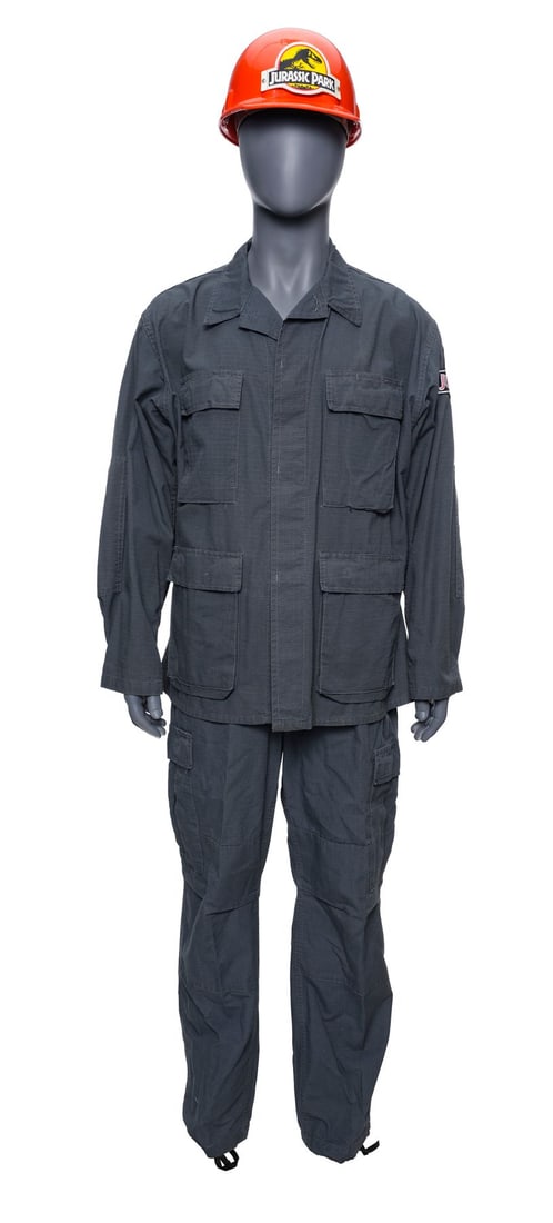 916. JURASSIC PARK (1993) - Dinosaur Handler Costume: Bidding for this lot will end on Thursday, August 27th. The auction will begin at 9:30 AM (PDT) / 12:30 PM (EDT) / 5:30 PM (GMT) and lots are sold sequentially via live auctioneer; tune in to the live