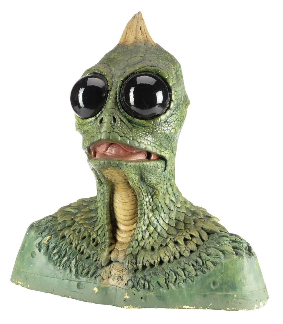 933. LAND OF THE LOST (2009) - Sleestak Mask and Bust: B