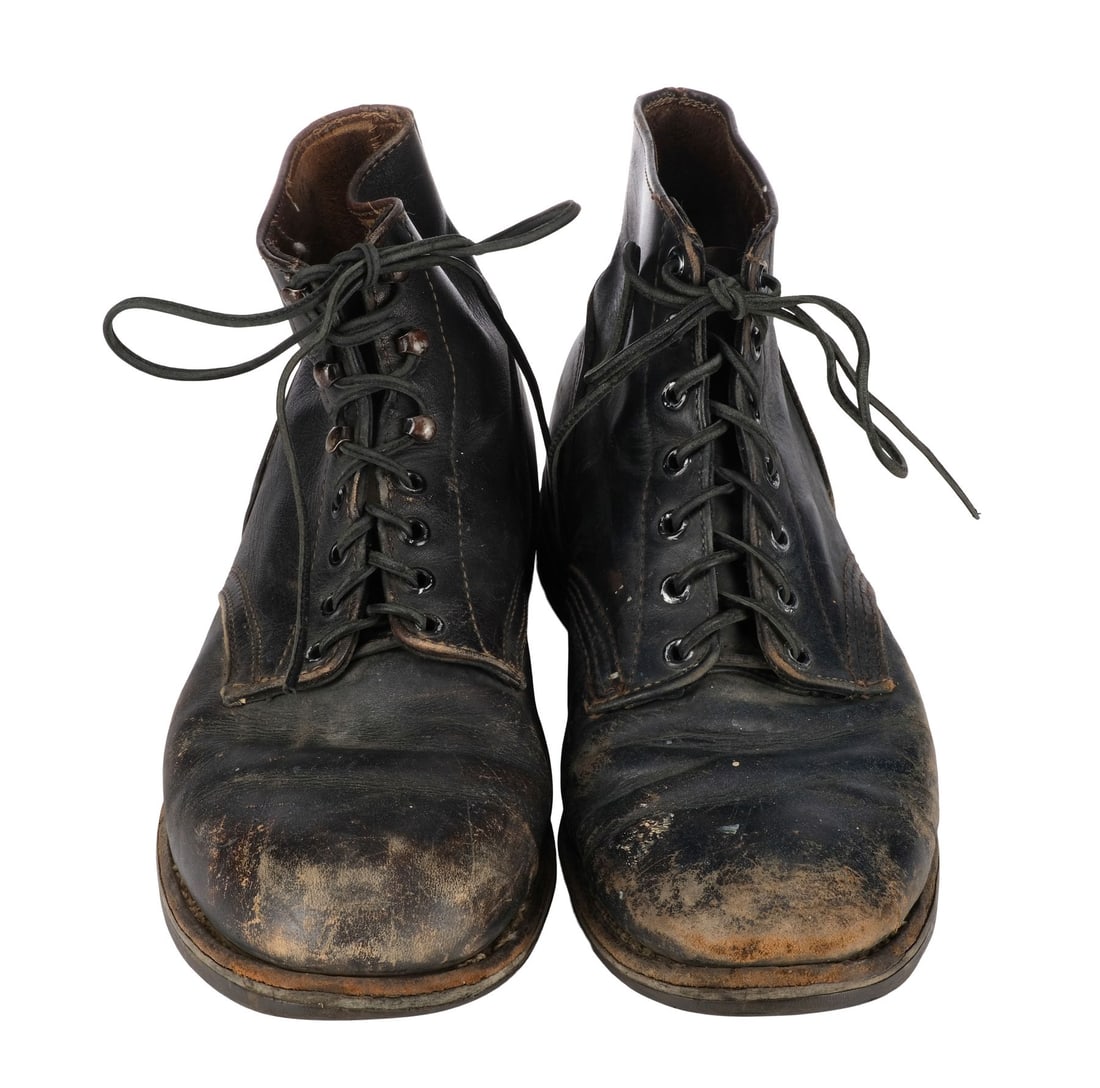 1062. PUBLIC ENEMIES (2009) - John Dillinger's (Johnny Depp) Prison Boots: B