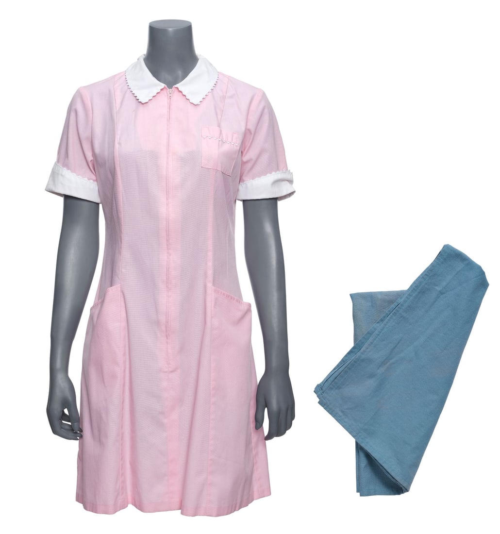 1066. PULP FICTION (1994) - Diner Waitress's (Laura Lovelace) Costume: B