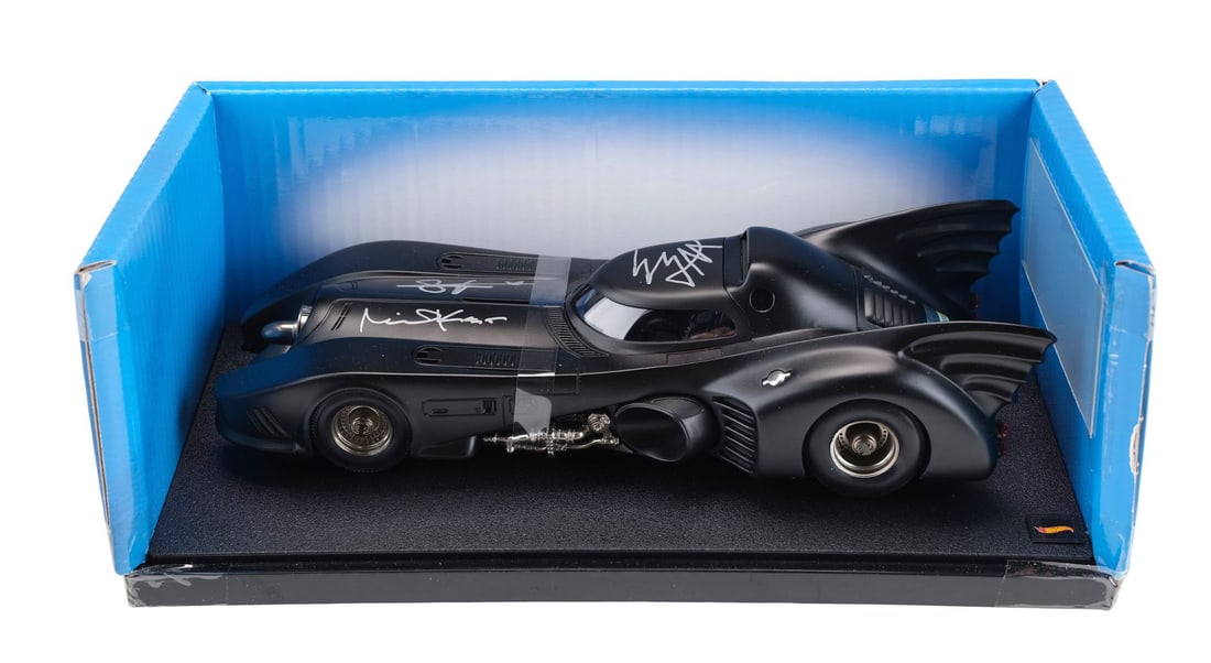 2056. THE FLASH (2023) - Michael Keaton, Ezra Miller, and Sasha Calle-Autographed 1:18-Scale Hot: B