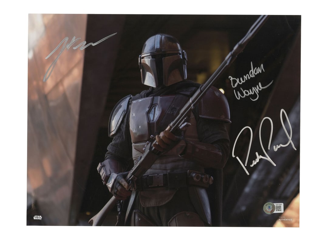 2244. THE MANDALORIAN (T.V. SERIES, 2019 - 2023) - Pedro Pascal, Brendan Wayne, and Lateef: B