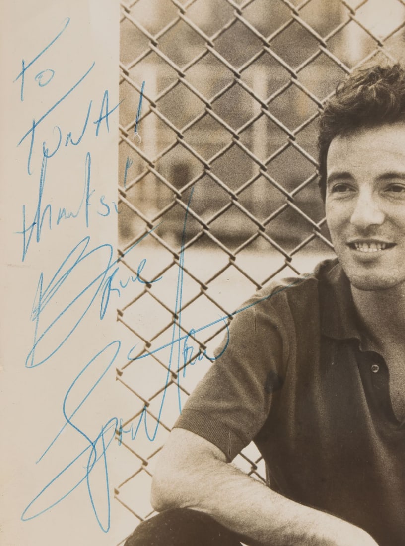 BRUCE SPRINGSTEEN - Bruce Springsteen-Autographed Promotional Photo, 1979 (1 of 1)