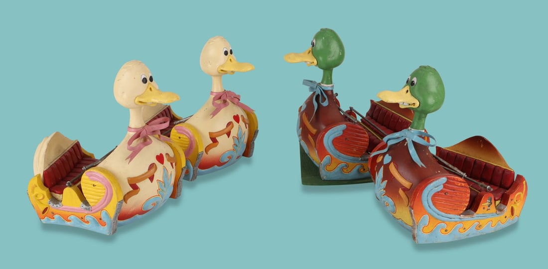 WALLACE & GROMIT: THE CURSE OF THE WERE-RABBIT (2005) - Set of Four Duck Fairground Ride Carriages (1 of 4)