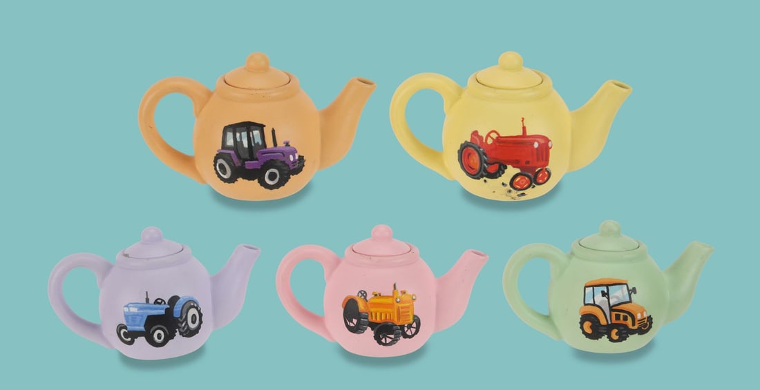 SHAUN THE SHEEP (TV SERIES, 2007-2025) - Collection of Five Farm Machinery Teapots (1 of 4)