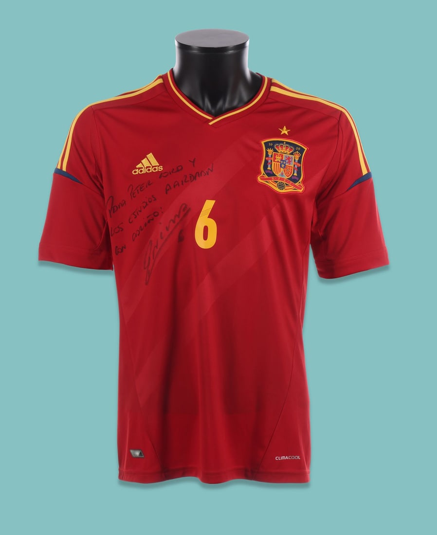 AARDMAN ANIMATIONS - Signed Spanish Football Shirt Dedicated to Sir Peter Lord from Andres Iniesta (1 of 4)