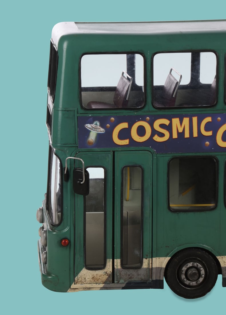 SHAUN THE SHEEP MOVIE (2015) - Large-Scale Double Decker Bus (1 of 4)