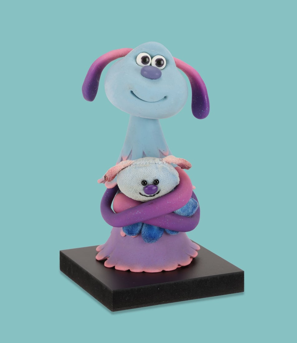 SHAUN THE SHEEP: FARMAGEDDON (2019) - Lu-La Stop-Motion Puppet with Cuddly Toy: SHAUN THE SHEEP: FARMAGEDDON (2019) - Lu-La Stop-Motion Puppet with Cuddly Toy “Brrrp. Wib-wib! Gluuuu... Prrr-tik! Zeee!” A Lu-La stop-motion puppet with a cuddly toy from Academy Award-nomin