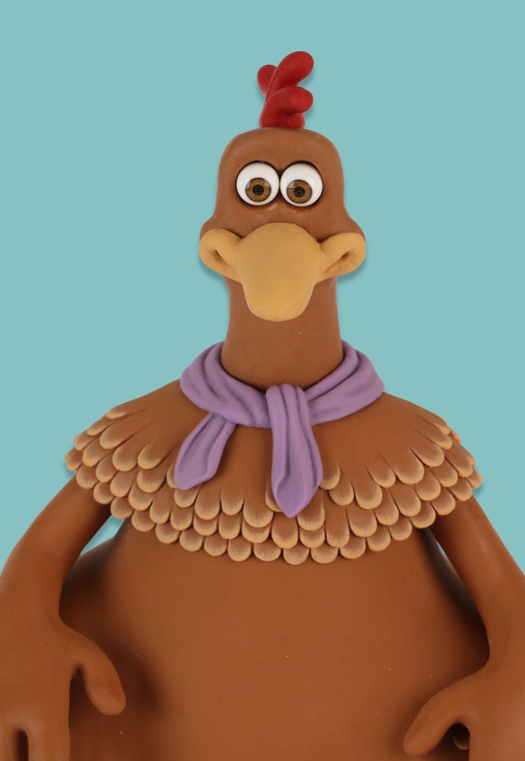 CHICKEN RUN: DAWN OF THE NUGGET (2023) - Free Chicken Stop-Motion Puppet with Purple Scarf (1 of 4)