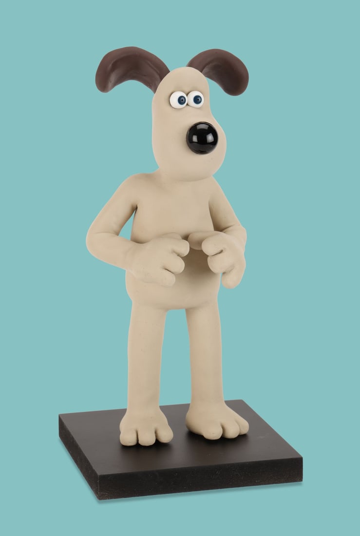 WALLACE & GROMIT: VENGEANCE MOST FOWL (2024) - Standing Gromit Stop-Motion Puppet: WALLACE & GROMIT: VENGEANCE MOST FOWL (2024) - Standing Gromit Stop-Motion Puppet “Give him the diamond, lad. I can live without inventing, but I can’t live without… (gulps) …me best pal!&rdqu