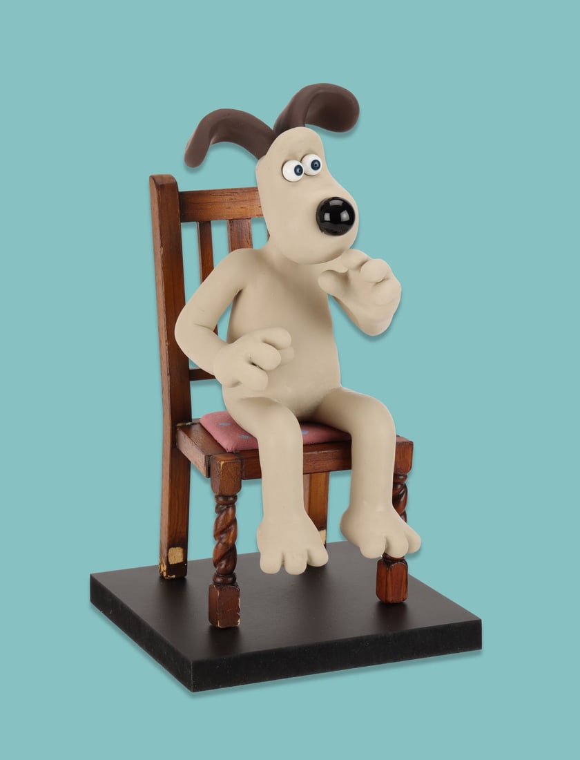 WALLACE & GROMIT: VENGEANCE MOST FOWL (2024) - Seated Gromit Stop-Motion Puppet (1 of 4)