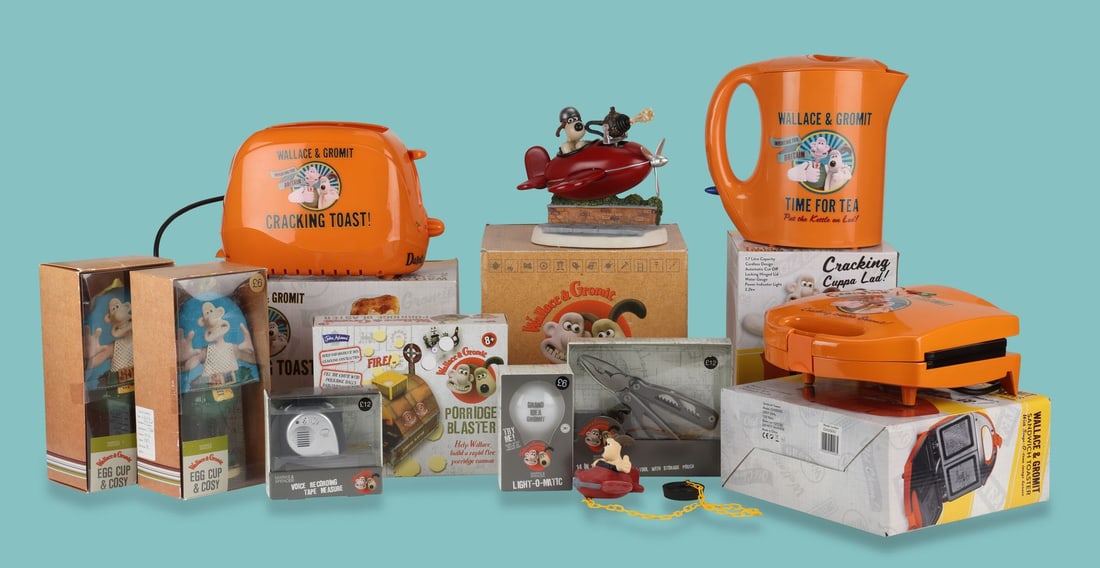 WALLACE & GROMIT - Collection of 11 Assorted Wallace and Gromit Merchandise Items (1 of 4)