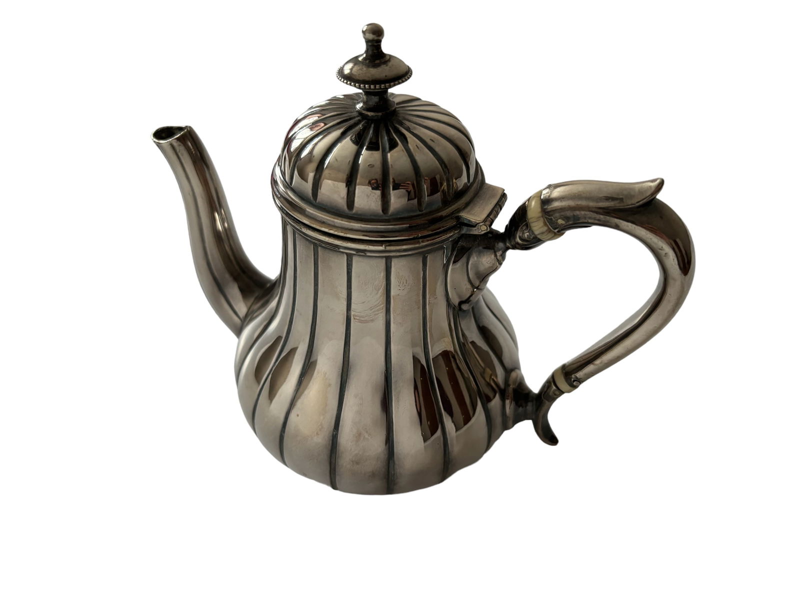 Halls Coffee Pot Circa 1880 (1 of 6)